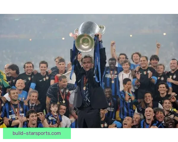 国际米兰俱乐部百年荣耀与蓝黑军团复兴之路全景解析六冠王辉煌传承