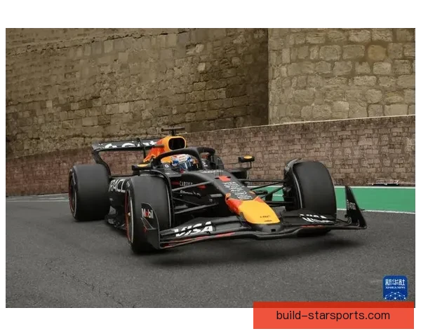 F1赛季最新动向：维斯塔潘连续夺冠 红牛车队展现强大统治力