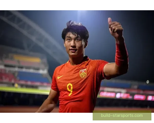 中国足球队力克韩国晋级亚洲杯四强 郭田雨打破僵局助队复兴