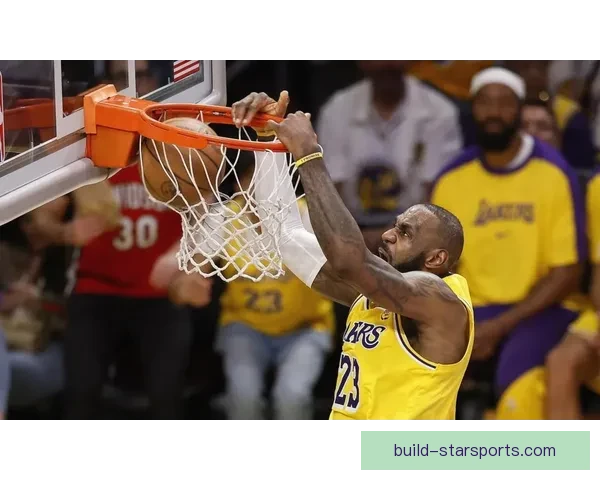 湖人核心复出引领球队连胜 勇士新星状态回暖对决升温